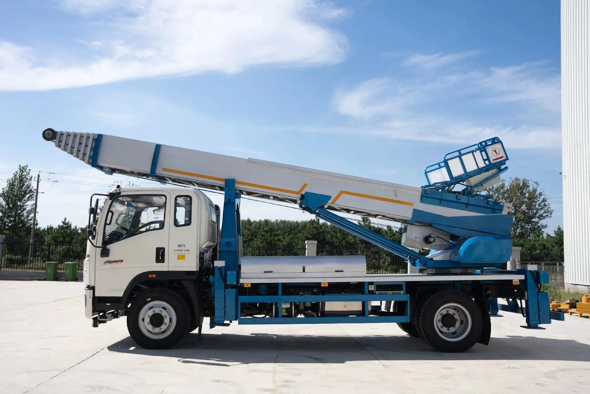 盐城盐都云梯上料车租赁费用