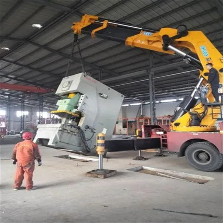 盐城盐都80吨折臂吊车出租附近电话