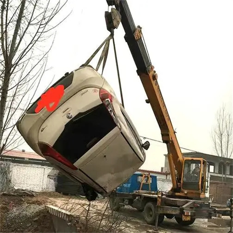 盐城盐都随时待命，吊车24小时道路救援服务全解析